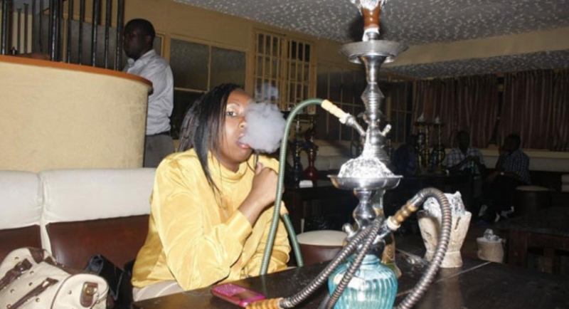Ingaruka mbi zitajya zivugwa  z’itabi rya Shisha rikomeje kwamamara mu Rwanda