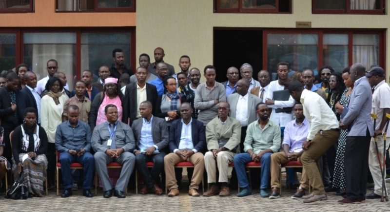 Abahanzi nyarwanda bamaze gushyirirwaho inama nkuru y’igihugu ibashinzwe