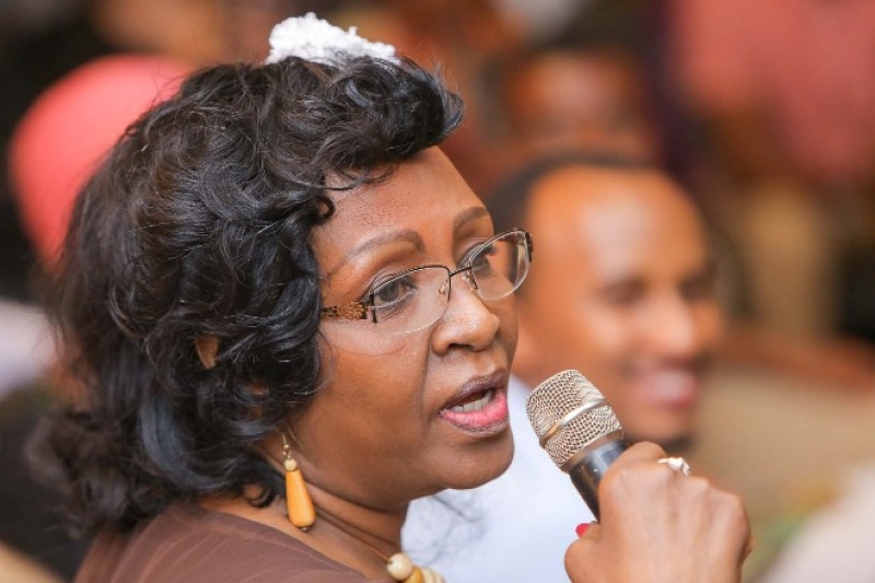 Mu mafoto aryoheye ijisho, kurikirana uko igitaramo cyo kwizihiza isabukuru ya CÃ©cile KAYIREBWA cyagenze