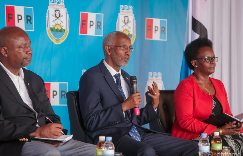 Perezida Paul KAGAME azahura nâ€™abaturage bo mu turere twose 30 tugize u Rwanda mu gihe cyo kwiyamamaza