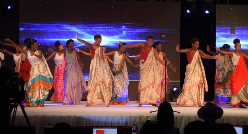 Abahataniraga ikamba rya Miss Rwanda 2017 bemerewe buruse zo kwiga kaminuza baheze mu gihirahiro 
