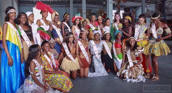 Miss World 2017: Umukenyero n’umwitero ni byo Miss Rwanda Elsa yeserukanye mu kumurika imyenda gakondo-AMAFOTO