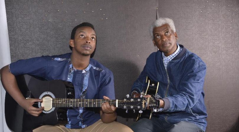 Kwibuka25: Ngarambe FranÃ§ois n’umuhungu we mu ndirimbo 'Basanze ubuzima' bahumurije abarokotse Jenoside-YUMVE