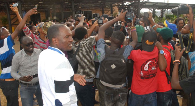 Ihuriro ry’abanyamakuru bakora imyidagaduro mu Rwanda ryashinzwe mu minsi ishize ryatumije inama rusange