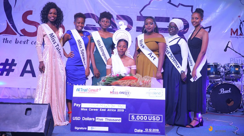 Yvette wakoze inkoni y’abafite ubumuga bwo kutabona yambitswe ikamba rya Miss Career East Africa 2019-AMAFOTO