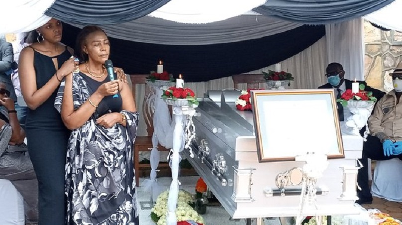 Dj Miller yashyinguwe n'abantu batarenze 20, avugwa ibigwi-AMAFOTO
