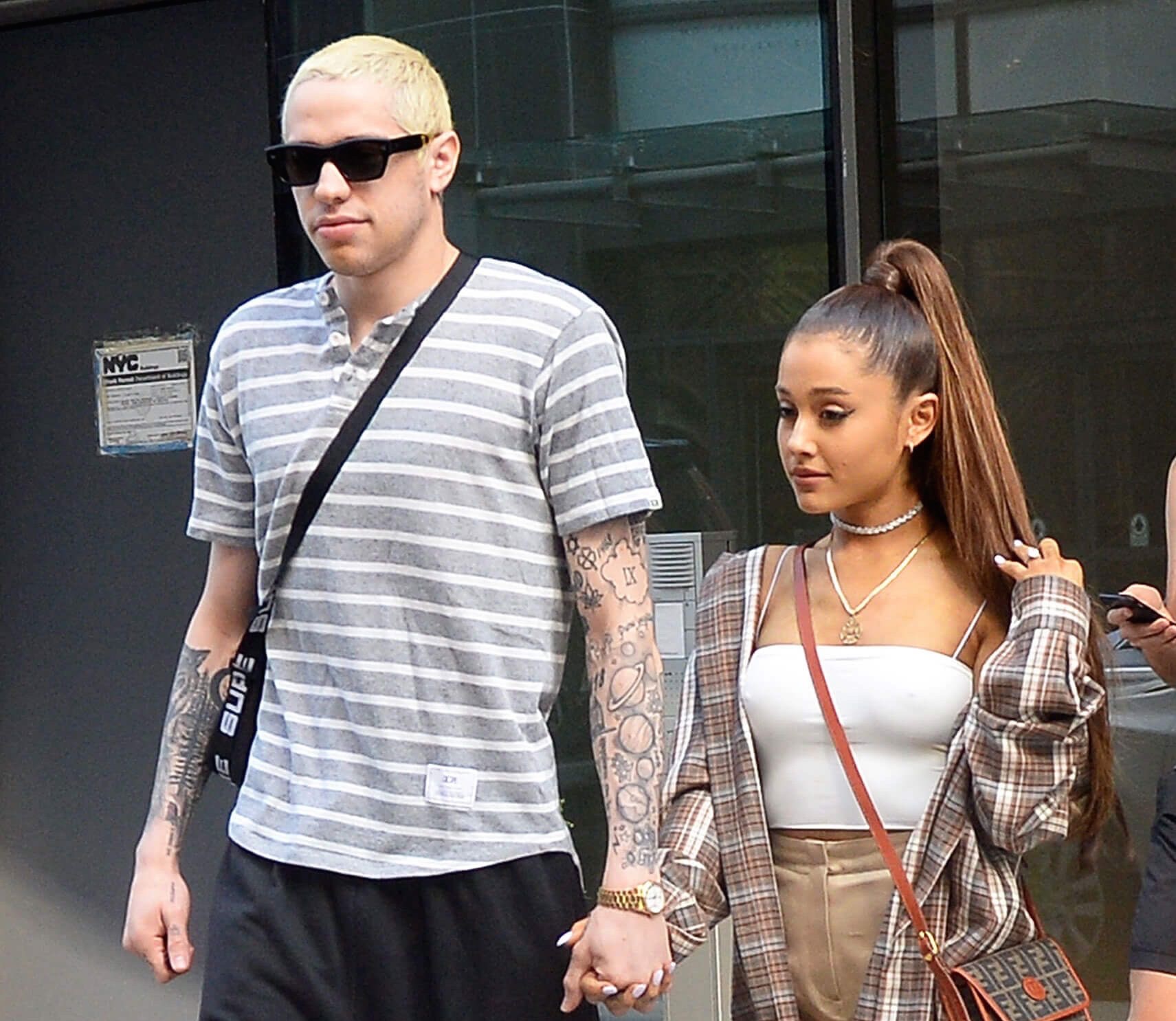 Ariana Grande yongeye kwibasira uwo bahoze bakundana Pete Davidson