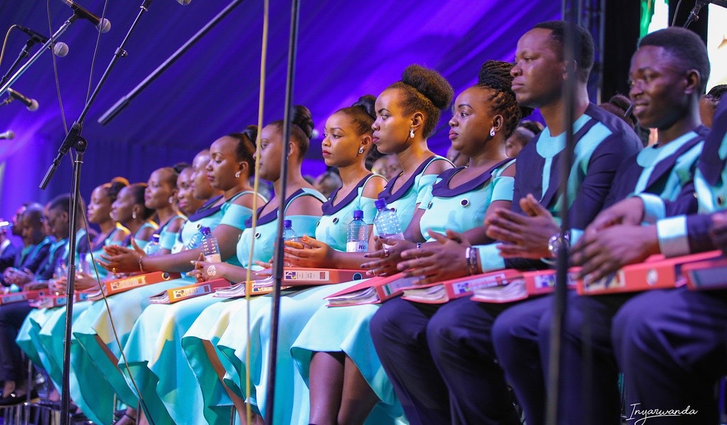 Baravumbuye! Chorale de Kigali yasanze kuririmbana agapfukamunwa ari byiza cyane kuko ijwi risohoka riyunguruye-VIDEO