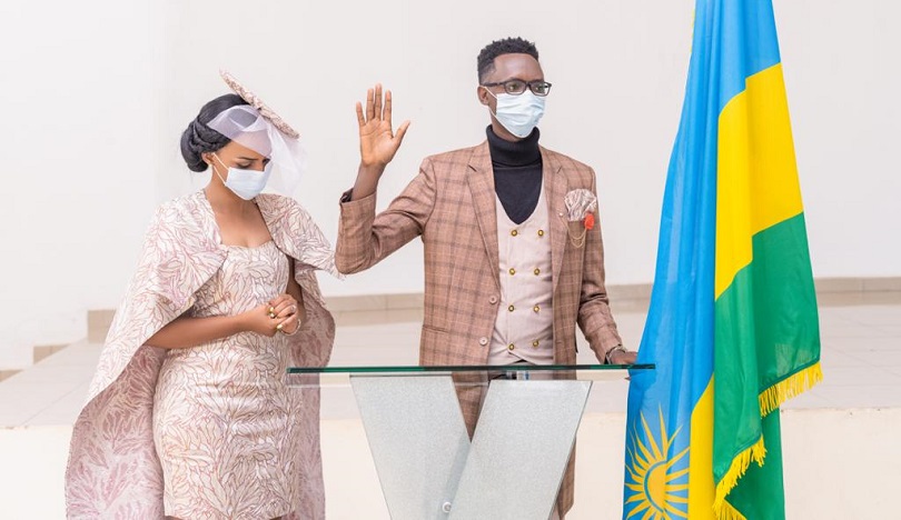 Nzagukunda iteka mutware wanjye: Bahavu wamamaye nka Diane nyuma yo gusezerana imbere y’amategeko n’umukunzi we