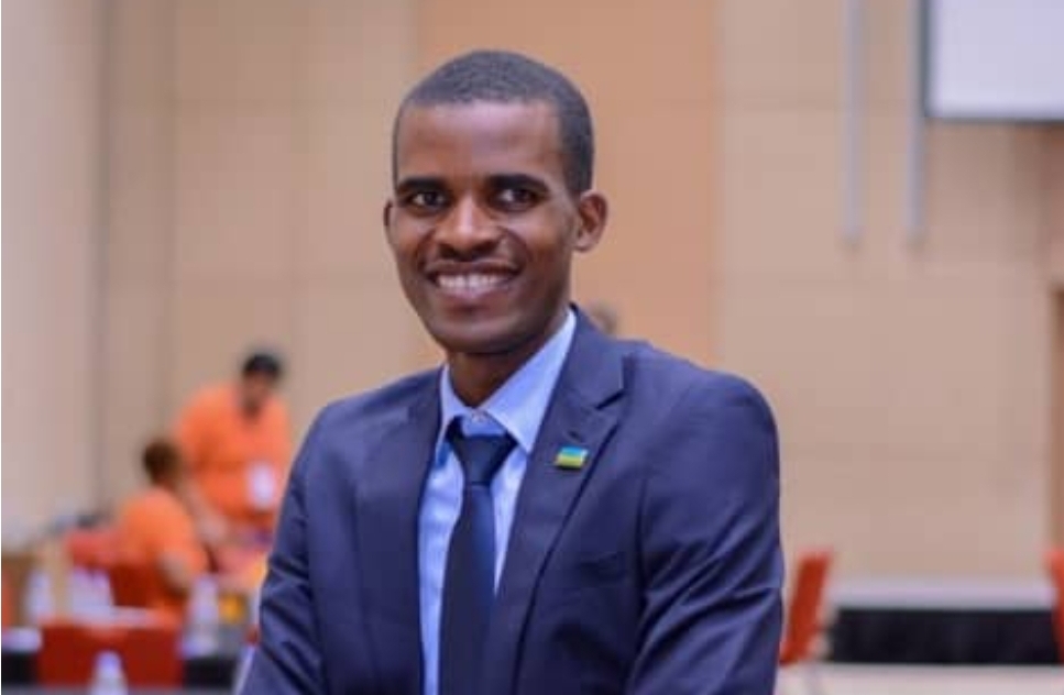 Umucuruzi ashobora kujya kurangura i Dubai ntakenere umusemuzi, mu mezi 4 uba uvuga neza Icyongereza - Uwayezu