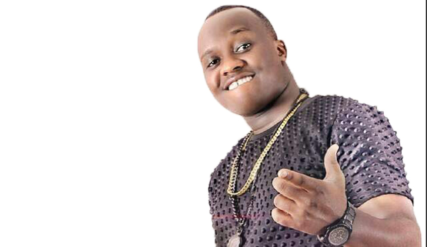 “Muntabare bakomeje kunyiyitirira " King James winangiye gukoresha imbuga nkoranyambaga ari kwiyama abari gukoresha izina rye