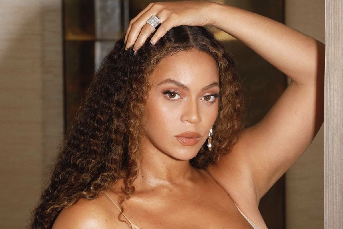 Beyonce utunze ibihembo byinshi kandi bikomeye ni muntu ki ?