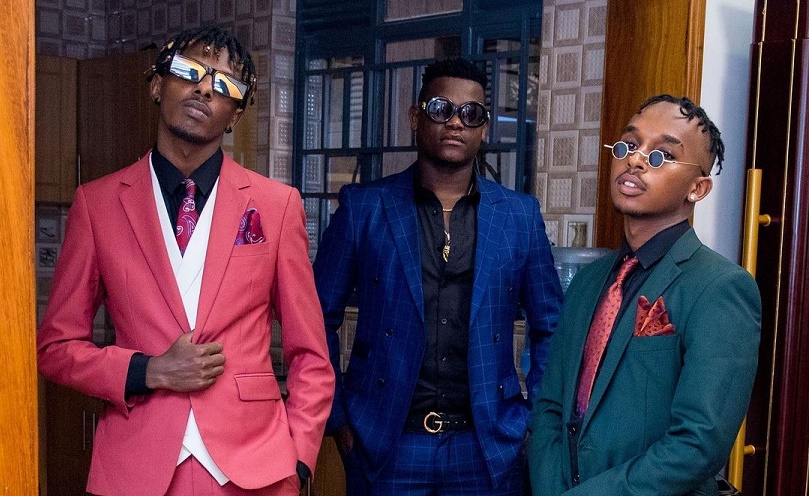 Bruce Melodie yashimiwe, bamwe bagaragaza ko arekuye Kenny Sol atari ku rwego rumwe na Juno Kizigenza