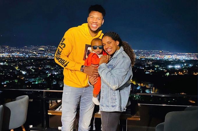 Amurusha imyaka 2, bafitanye umwana w'umwaka 1: Ni muntu ki Mariah Riddlesprigger umukunzi wa Giannis (NBA) wabaye ikirangirire ku isi?