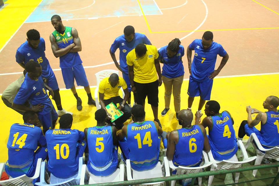 Umutoza w'ikipe y'igihugu ya Basketball yerekanye abakinnyi 12 bazahagararira u Rwanda mu mikino y'igikombe cya Afrobasket