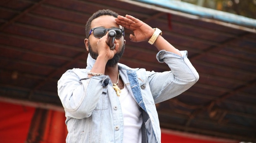 "Hari ukuntu umuntu akora indirimbo ukagira ngo ari mu bihe bya nyuma" - Producer wa Jay Polly yahishuye ibiri kuri Album yari ari kumukorera
