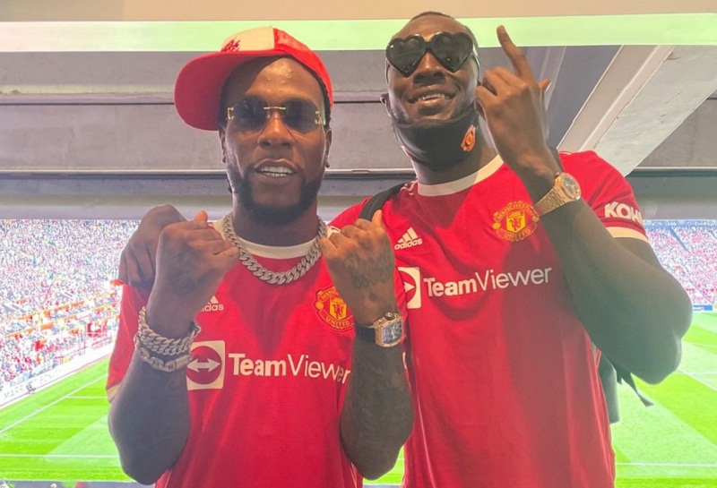 Manchester yashimye Burna Boy warebye umukino wayihuje na New Castle 