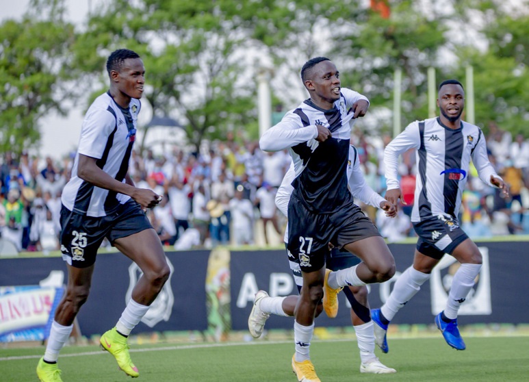 PNL: Irusha mukeba amanota 8! APR FC yagezwe intorezo kabiri igahushwa yasoje imikino ibanza yihorera 