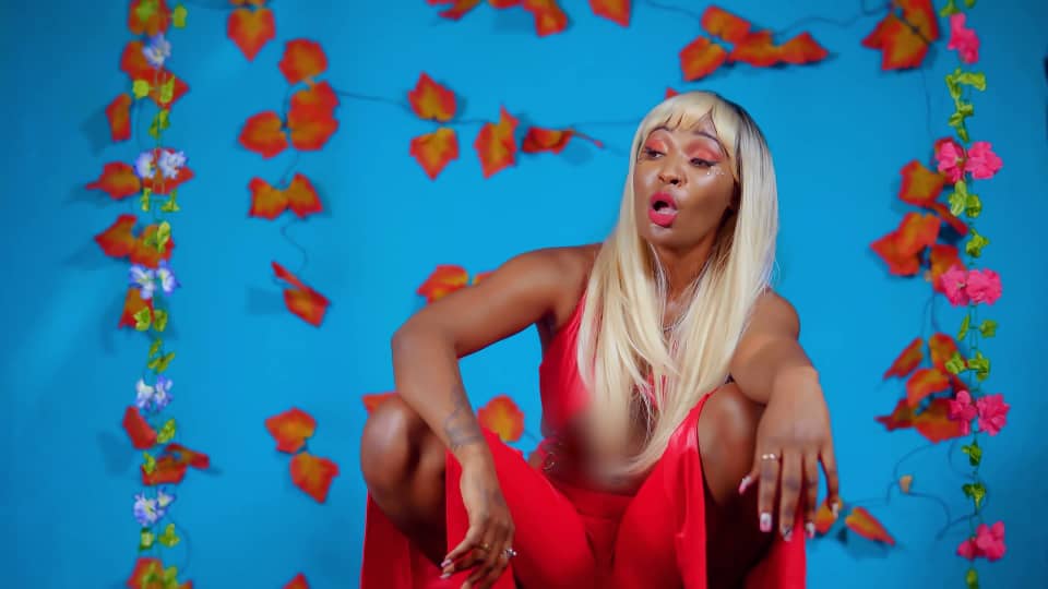 Umuhanzikazi Nessa yashyize hanze indirimbo nshya yise ‘New World’ ikubiyemo ubuhanuzi bw’isi nshya- VIDEO
