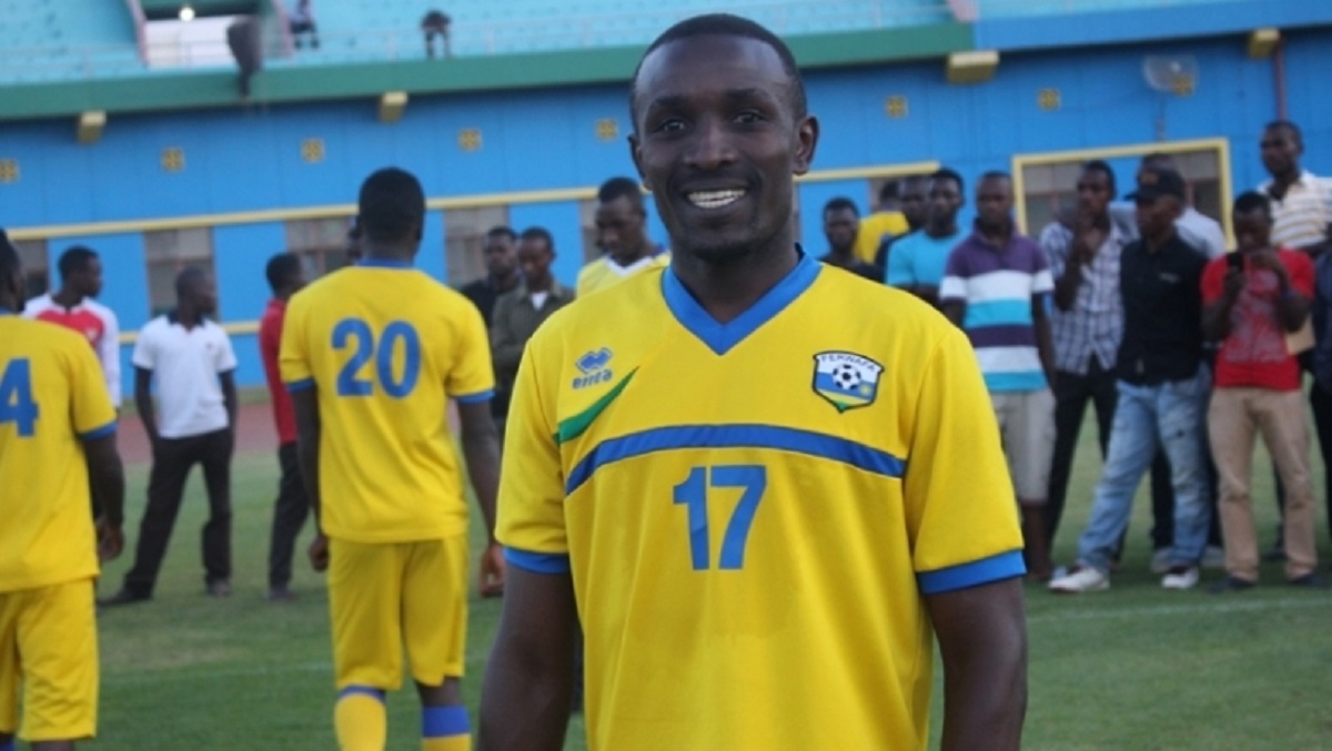 Munezero Fiston abinyujije mu isengesho yasabye Imana ko yamuha ...