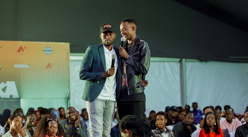 Ifoto y’umunsi: Clapton na Japhet bongeye guhurira ku rubyiniro, baherukanaga mu 2019