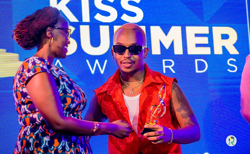 Buravan, Eazy na Alyn Sano mu begukanye ibihembo bya Kiss Summer Awards 2022-AMAFOTO