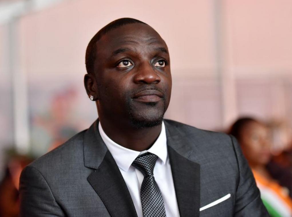 Akon yahamije ko amafaranga atari yo atanga ibyishimo mu buzima