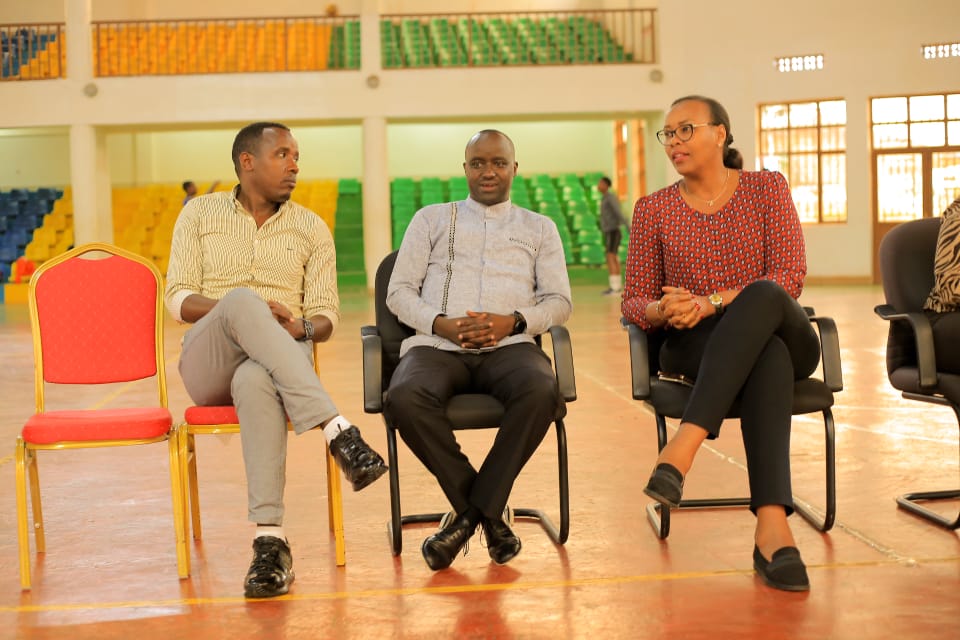 Minisitiri Aurore Munyangaju yasuye ikipe z'igihugu za Sitting Volleyball ziri i Gisagara