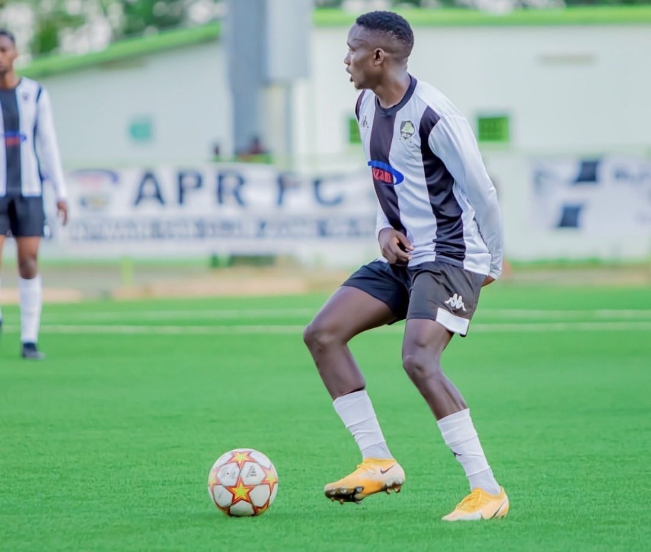 APR FC yatsinze Sunrise FC ifata umwanya wa gatatu