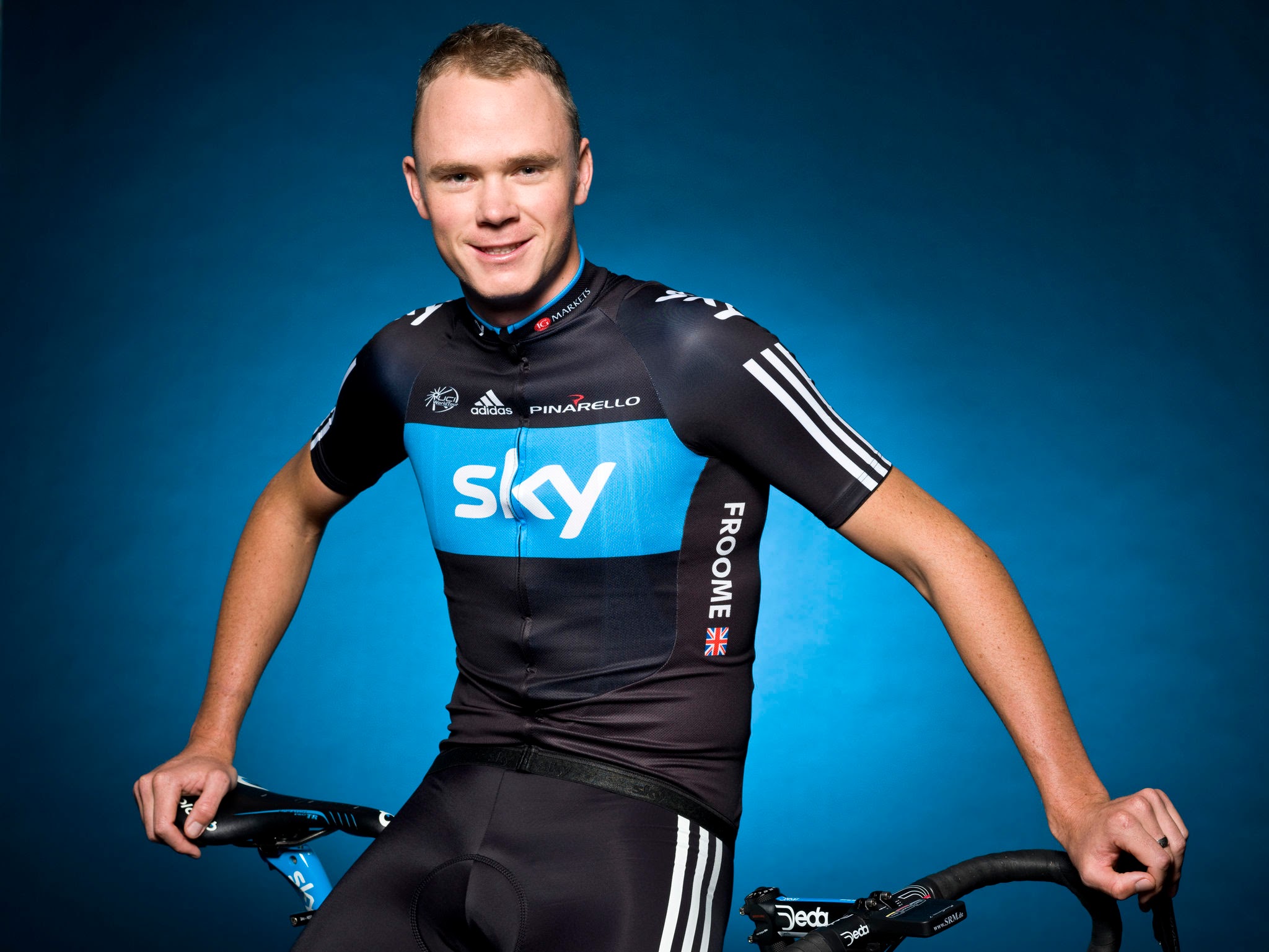 Afite amaraso yo mu baturanyi! Chris Froome ugiye kuba ikimenyabose muri Tour du Rwanda ni muntu ki?