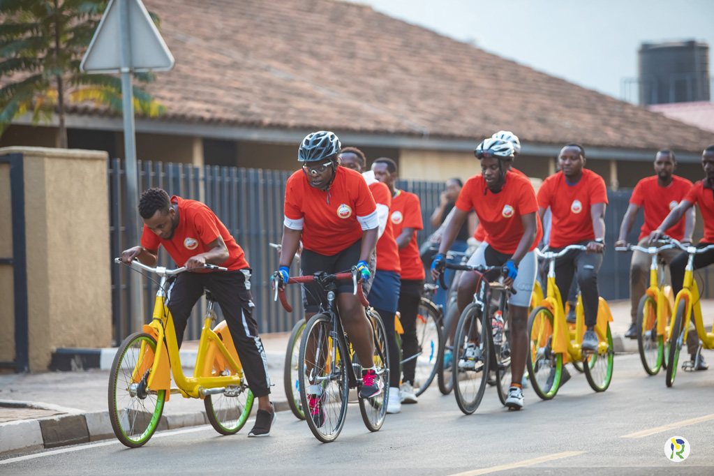 Amstel yateye inkunga Tour du Rwanda 2023 yatangiye gutembereza abakunzi bayo ku magare- AMAFOTO
