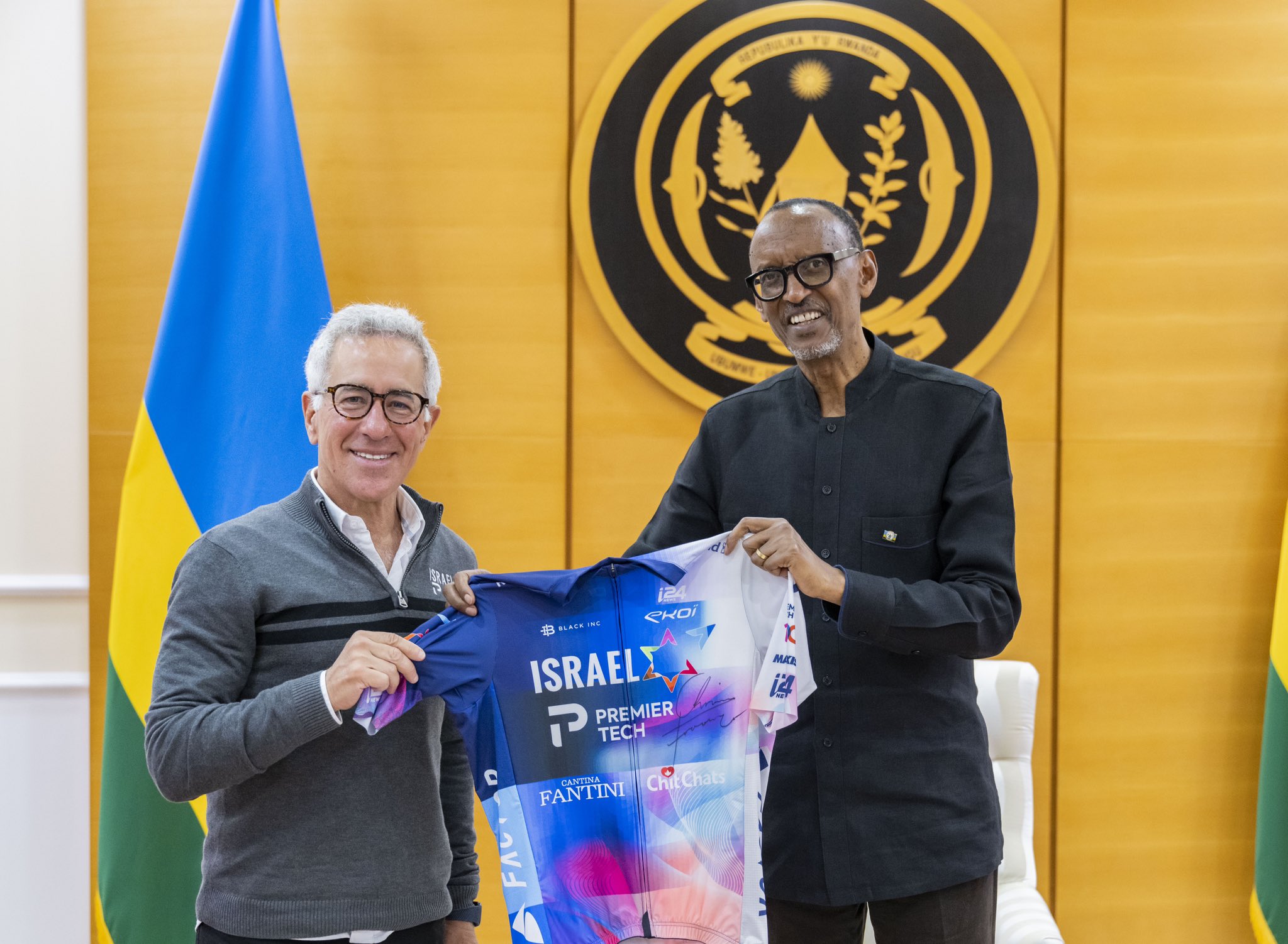 Perezida Kagame yakiriye Slyvan Adams, Umuherwe wubatse ikibuga cy'amagare mu Bugesera