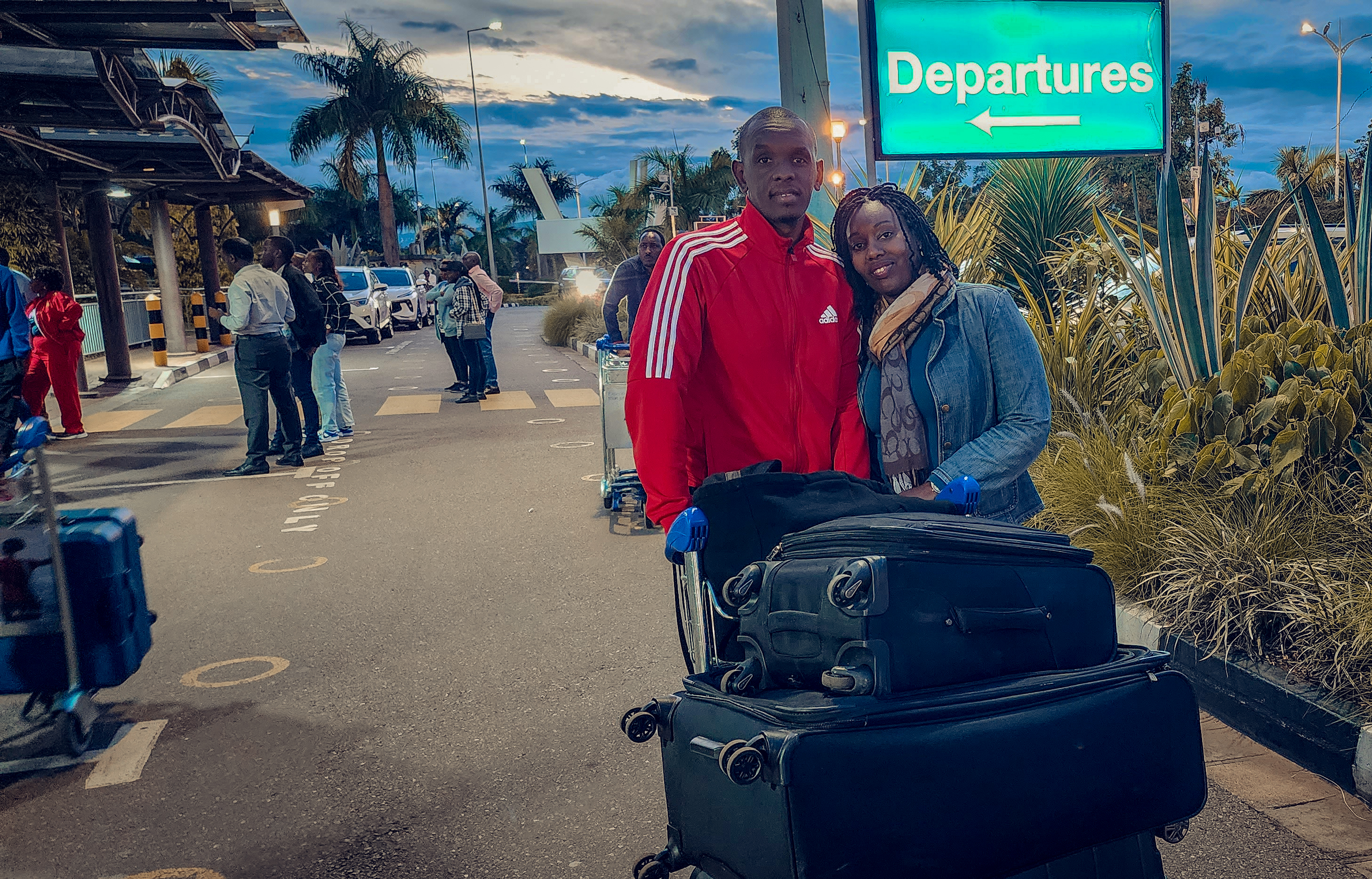 Hubert na Madamu we ku kibuga muzamahanga cya Kigali