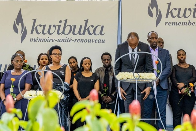 Minisiteri y’Ubuzima yibutse abari abakozi bayo bishwe muri Jenoside yakorewe Abatutsi-AMAFOTO