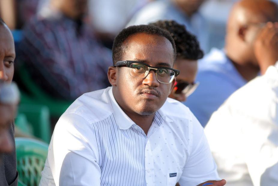 Gacinya Denis yongeye kwangwa n'urugi rwinjira muri FERWAFA