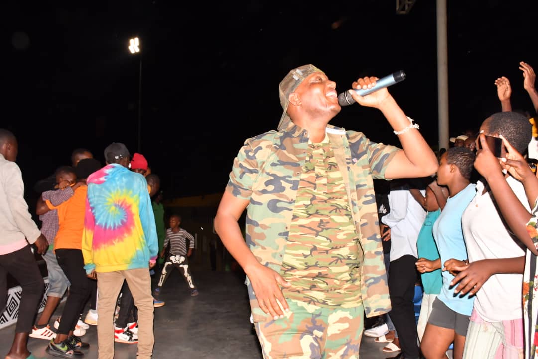 #Kwibohora29: Senderi yizihiye benshi i Ngoma mu ndirimbo "Gikoba" ivuga ku rugamba rwo kwibohora