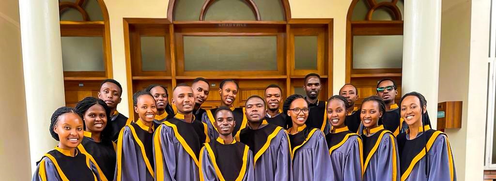 New Singers-Voice of Praise Choir bitabye ijwi ry’Imana mu ndiri ...
