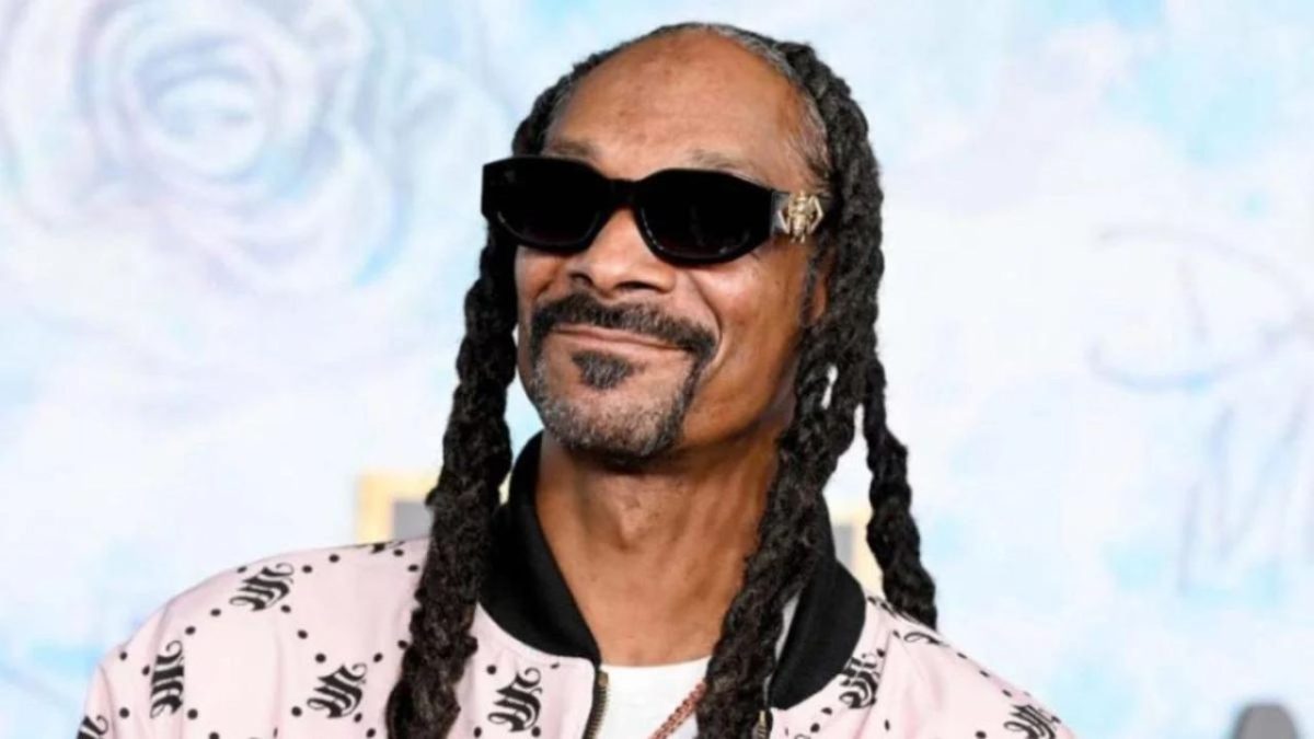 Snoop Dogg yahaye Miliyoni 10 Frw umukecuru uri kurwanirira isambu y'umuryango we
