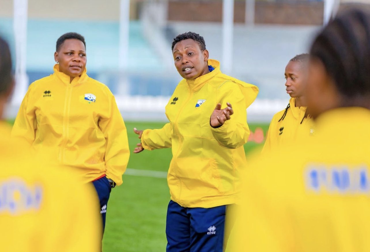 FERWAFA yitandukanyije n'Umutoza w'Amavubi y'abagore