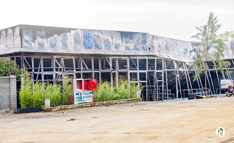 Yahiriyemo imodoka! AMAFOTO 30 agaragaza uko Inkongi yibasiye L’Espace yabereyemo ibitaramo bikomeye