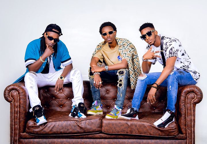 Active baratandukanye? Derek yatangaje isohoka rya EP ye igenewe abari hejuru y’imyaka 18