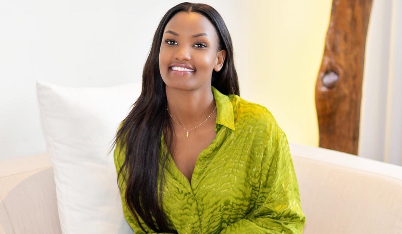 Yamaze isaha mu mazi! Kate Bashabe yizihirije isabukuru ye y'amavuko munsi y'amazi i Dubai -AMAFOTO