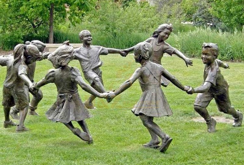 Ibihugu 5 bya mbere bifite urubyiruko rusazira iwabo