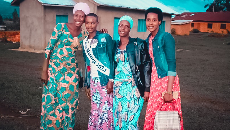 Nyandamira Aline yanditse amateka nyuma yo kwegukana ikamba rya Miss Mulenge-AMAFOTO