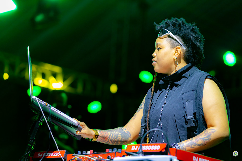Dj Brianne yutse inabi uwavuze ku ndirimbo yakoranye n’abarimo Rocky Kimomo