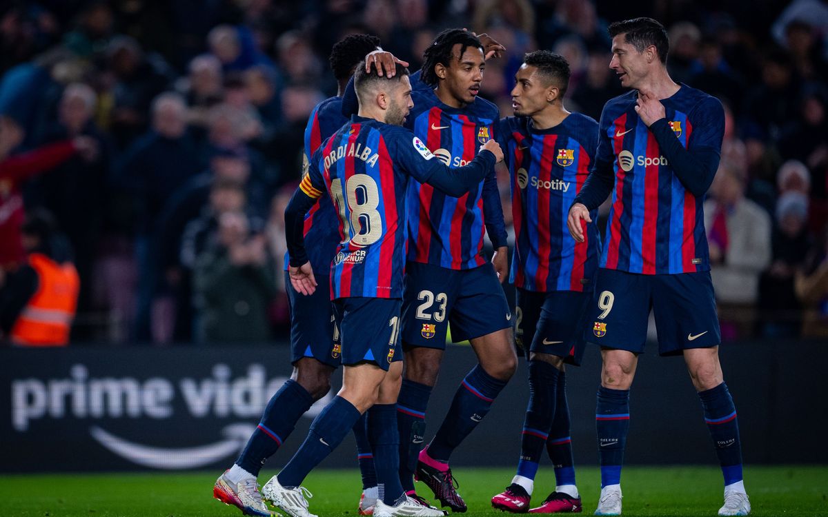 Abakinnyi ba FC Barcelona bashobora kutemererwa kongera kogera kuri sitade kubera amapfa 