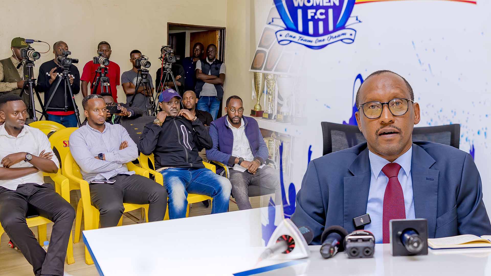 Gufata ku nda, kuyobora indi manda - Perezida Fidele yiniguye atanga 'Mwiriwe na Mwaramutse' yo muri Rayon Sports-VIDEO