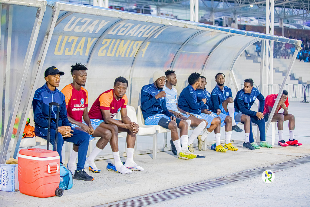 Ese Police FC ko itabishaka ni nde uherekeza APR FC?