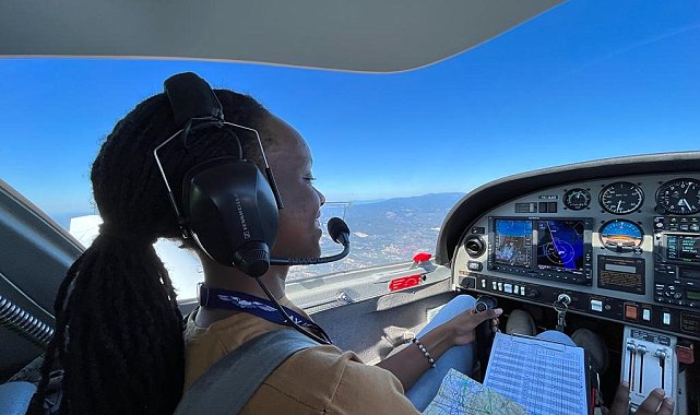 Bizongerera ubutwari igisekuru kizaza! Akari ku mutima wa Joan Mugabo, umupilote muto mu Rwanda