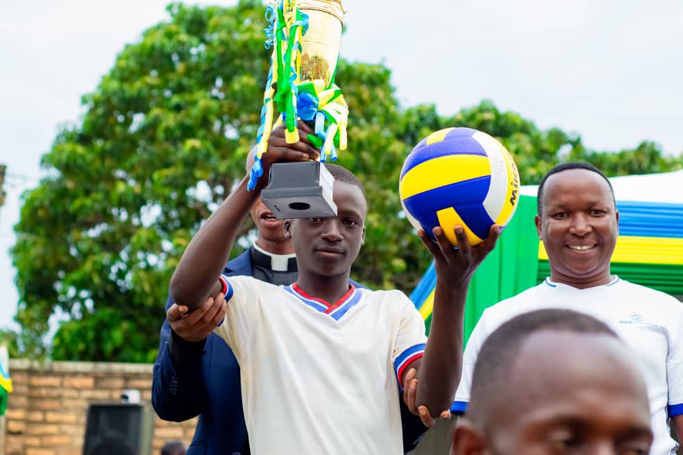 ESB Kamonyi yihariye imyanya ya mbere mu mikino y'Amashuri Kag ...